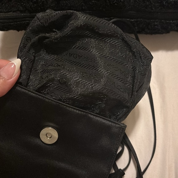 Vintage crossbody Prada bag - Picture 5 of 12